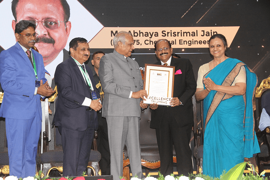 Distinguished Alumni Award - AC Tech College 2019